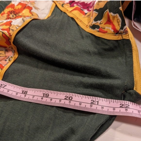 💚🏵️ Anthropologie Tiny Evesham Satin Floral Top, S - Picture 11 of 14